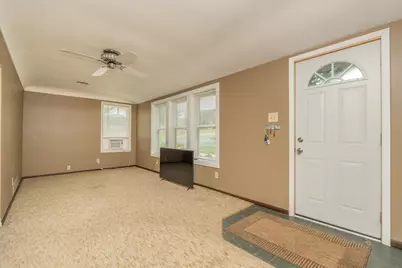 411 3rd Avenue W, Shakopee, MN 55379 - Photo 5