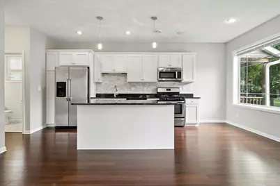 600 W 32nd Street #3, Minneapolis, MN 55408 - Photo 7
