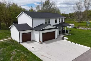 1017 Chester Ave SE, Rochester, MN 55904 - Photo 3