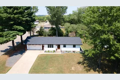 421 21st Avenue W, Menomonie, WI 54751 - Photo 1
