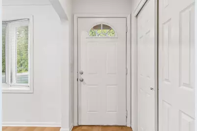 409 Milton Street S, Saint Paul, MN 55102 - Photo 5