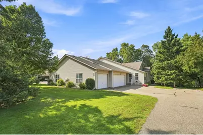 132 Wedgewood Court, Mahtomedi, MN 55115 - Photo 1
