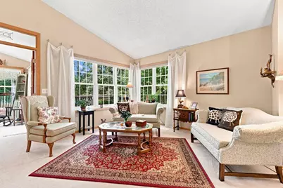 132 Wedgewood Court, Mahtomedi, MN 55115 - Photo 17