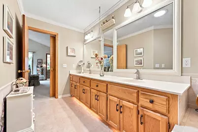 132 Wedgewood Court, Mahtomedi, MN 55115 - Photo 37