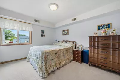 912 Hawthorne Street #104, Alexandria, MN 56308 - Photo 25