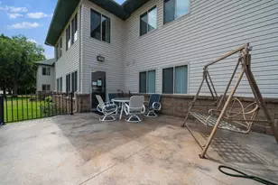912 Hawthorne St, Alexandria, MN 56308 - Photo 3