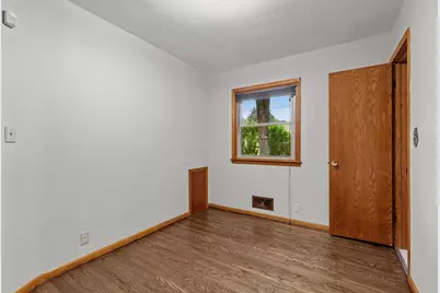 845 20th Avenue N, South Saint Paul, MN 55075 - Photo 7