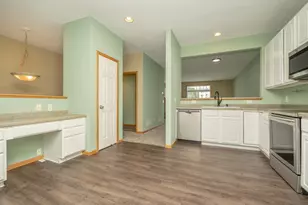 615 Village Pkwy, Circle Pines, MN 55014 - Photo 13