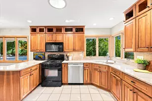 111 Teresa Dr, West Saint Paul, MN 55118 - Photo 11