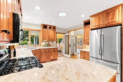 111 Teresa Drive, West Saint Paul, MN 55118 - Photo 7