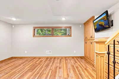 111 Teresa Drive, West Saint Paul, MN 55118 - Photo 37