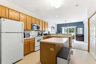 1899 Wildflower Ct, Shoreview, MN 55126 - Photo 13