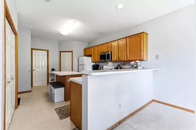 1899 Wildflower Court, Shoreview, MN 55126 - Photo 11