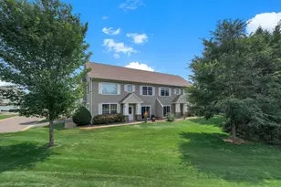 1899 Wildflower Ct, Shoreview, MN 55126 - Photo 33