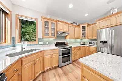605 Knollwood Drive, Hudson, WI 54016 - Photo 11