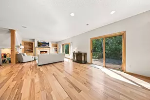 605 Knollwood Dr, Hudson, WI 54016 - Photo 9