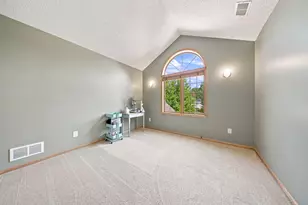 605 Knollwood Dr, Hudson, WI 54016 - Photo 21