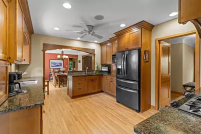1324 Bohland Place, Saint Paul, MN 55116 - Photo 17
