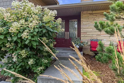 1324 Bohland Place, Saint Paul, MN 55116 - Photo 3