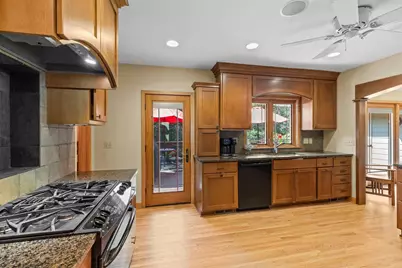 1324 Bohland Place, Saint Paul, MN 55116 - Photo 19