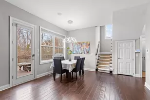 10033 Frederick Pl, Eden Prairie, MN 55347 - Photo 11