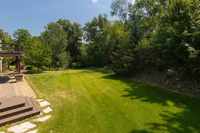 10033 Frederick Place, Eden Prairie, MN 55347 - Photo 69