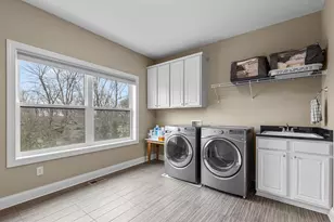 10033 Frederick Pl, Eden Prairie, MN 55347 - Photo 53