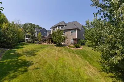 10033 Frederick Place, Eden Prairie, MN 55347 - Photo 3