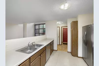 1381 Spencer Road W, Saint Paul, MN 55108 - Photo 5