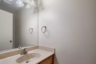 1381 Spencer Rd W, Saint Paul, MN 55108 - Photo 7