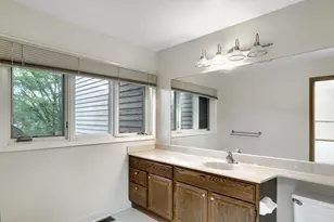 1381 Spencer Rd W, Saint Paul, MN 55108 - Photo 11