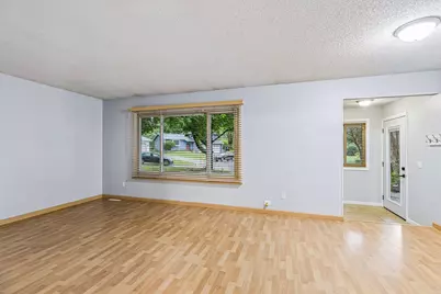 514 Laredo Lane, Chanhassen, MN 55317 - Photo 21