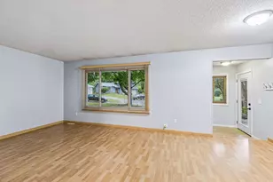 514 Laredo Ln, Chanhassen, MN 55317 - Photo 21