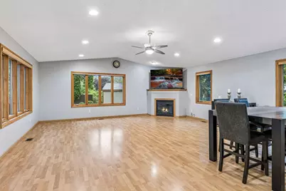 514 Laredo Lane, Chanhassen, MN 55317 - Photo 15