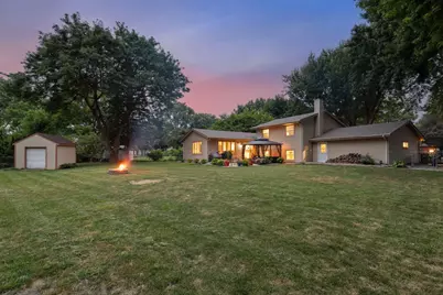 514 Laredo Lane, Chanhassen, MN 55317 - Photo 5