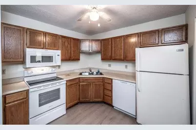 1111 Elway Street #203, Saint Paul, MN 55116 - Photo 9