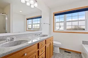 7601 Elm Grove Cir, New Hope, MN 55428 - Photo 11