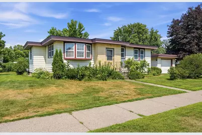 407 W Buckman Street, Augusta, WI 54722 - Photo 1