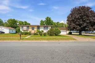 407 W Buckman St, Augusta, WI 54722 - Photo 5