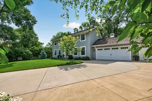 6991 Sand Ridge Rd, Eden Prairie, MN 55346 - Photo 3