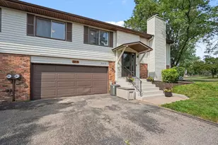 3916 Gershwin Ave N, Oakdale, MN 55128 - Photo 1
