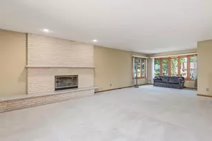 100 Marcin Ln, Burnsville, MN 55337 - Photo 13