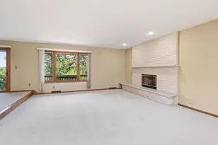 100 Marcin Ln, Burnsville, MN 55337 - Photo 11