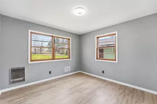 1697 Rose Pl, Roseville, MN 55113 - Photo 11