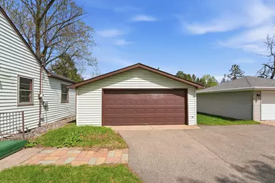 1697 Rose Place, Roseville, MN 55113 - Photo 25