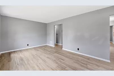 1697 Rose Place, Roseville, MN 55113 - Photo 7