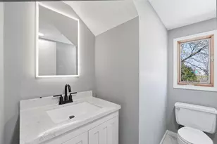 1697 Rose Pl, Roseville, MN 55113 - Photo 19