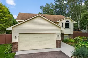 9323 S Jareau Ave, Cottage Grove, MN 55016 - Photo 3