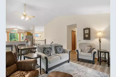9323 S Jareau Avenue, Cottage Grove, MN 55016 - Photo 17