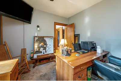 312 W 2nd Street, Blue Earth, MN 56013 - Photo 17